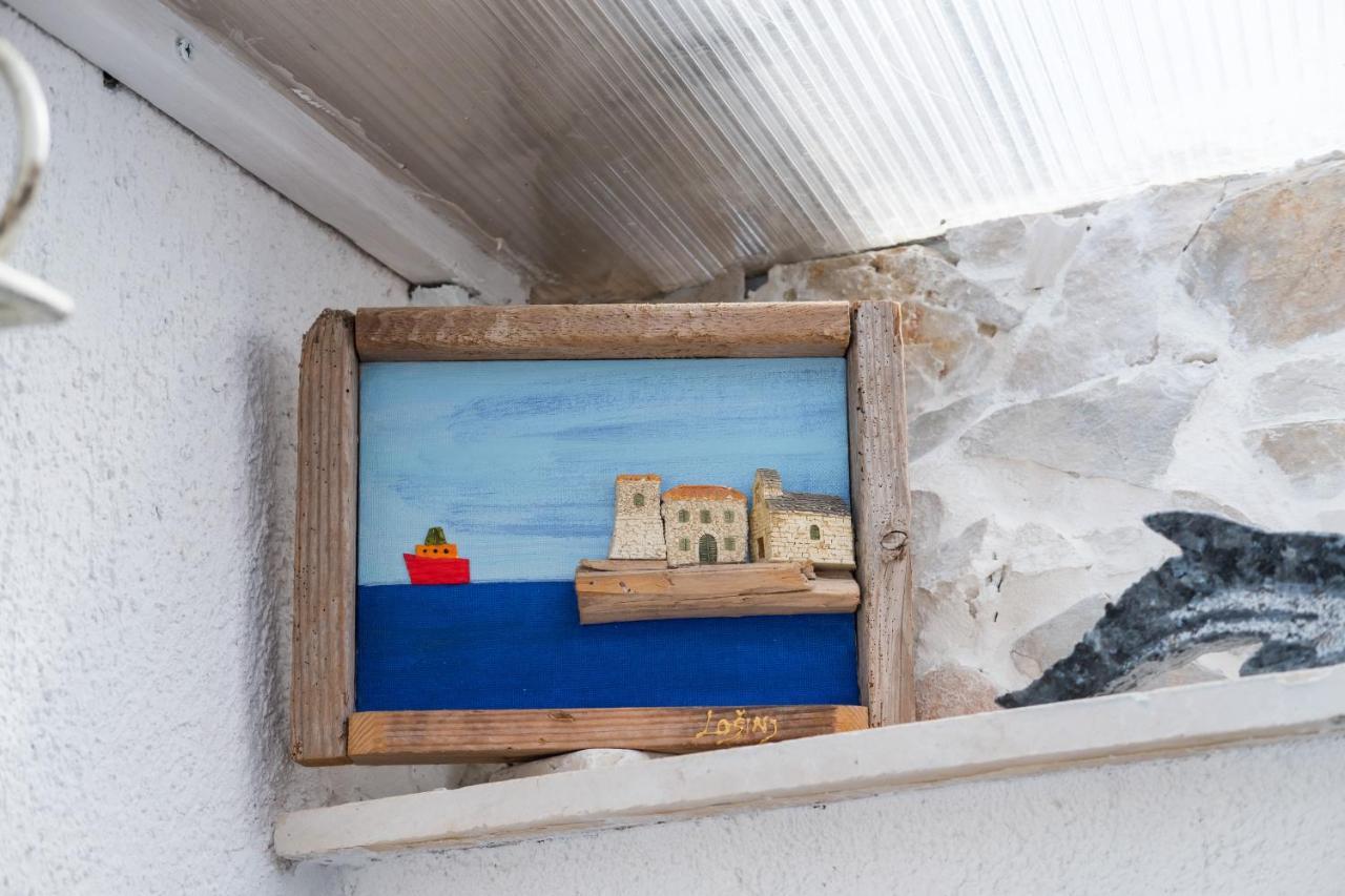 Apartments Kastel Veli Losinj Exterior photo